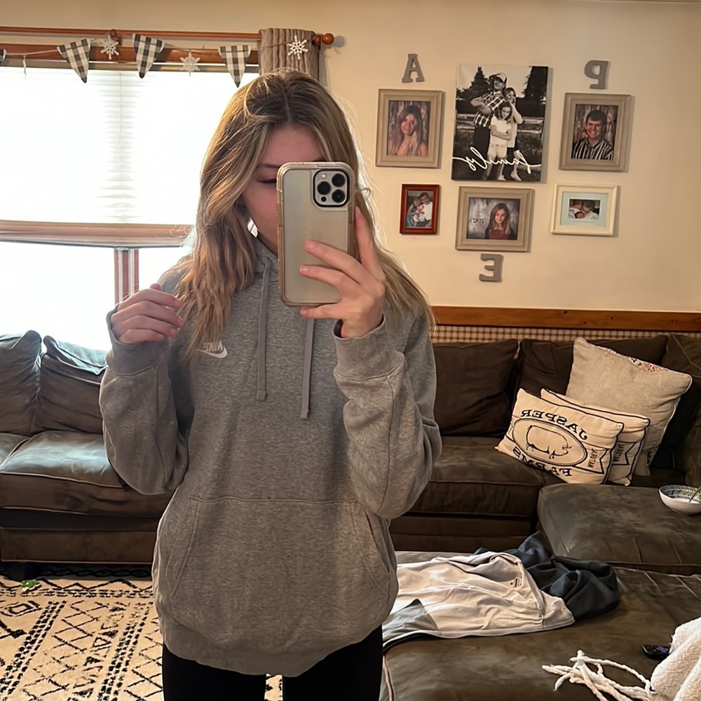 Nike sweatshirt